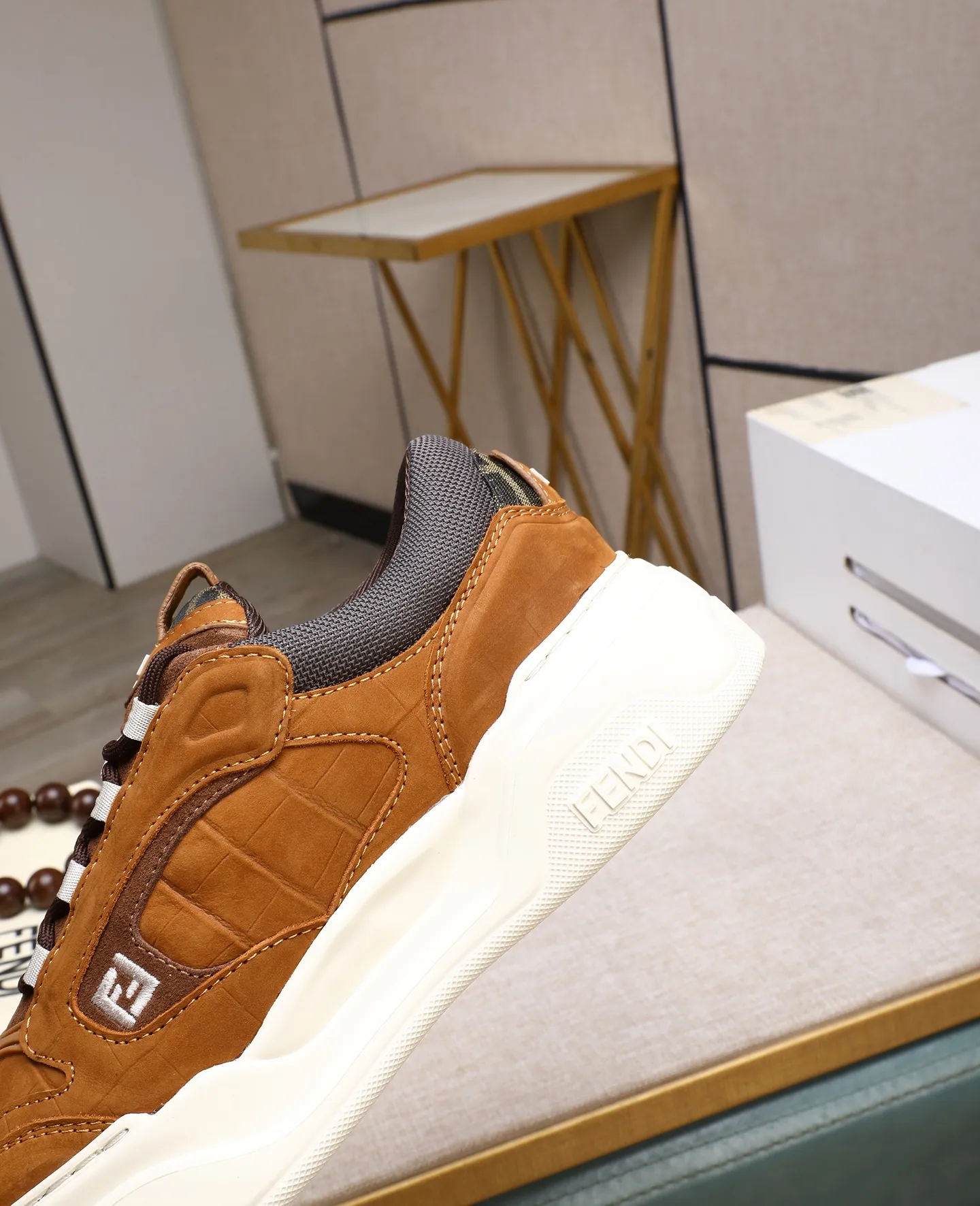 Men's shoes 💰820 [FENDI] Fendi - High-end quality original casual sports shoes - Upper: Nappa calfskin, pebbled calfskin, tongue and heel; injection molded brand logo plastic module - Lining: brand canvas - Outsole: ultra-light TPR foam·rubber; molded outsole -Super high quality control·Fine workmanship: highlighted (high-end·luxury·grade) -Size :39-44 (38, 45, can be customized)